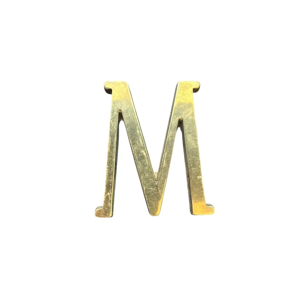 Letra M 10 cms  Bronce  Pulido