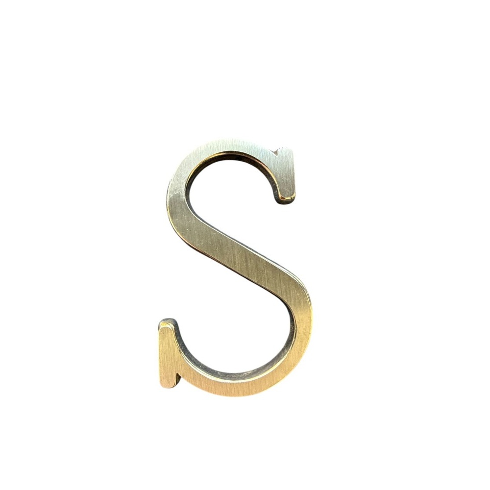 Letra S 3 cms  Bronce  Satinado