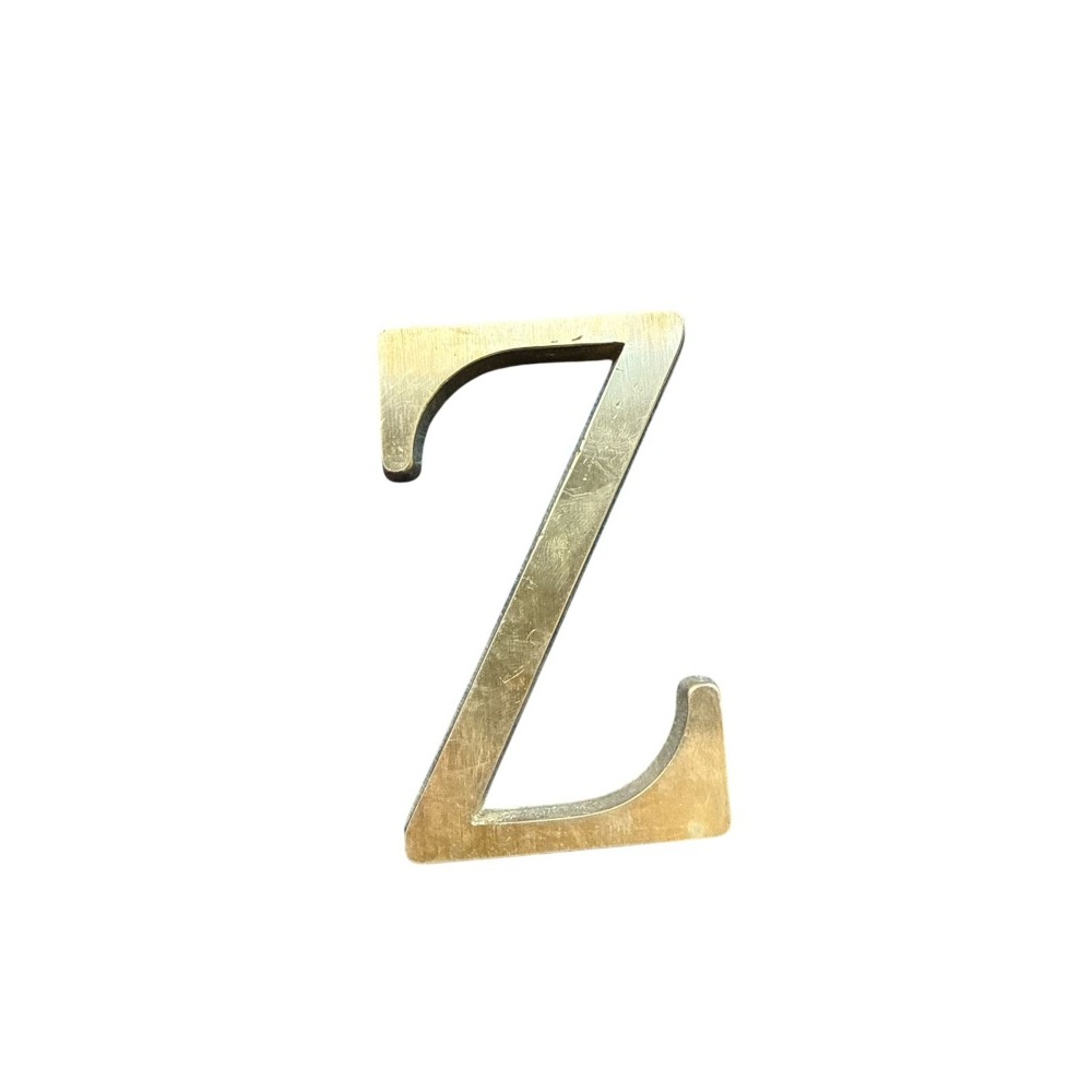 Letra Z 3 cms  Bronce  Satinado