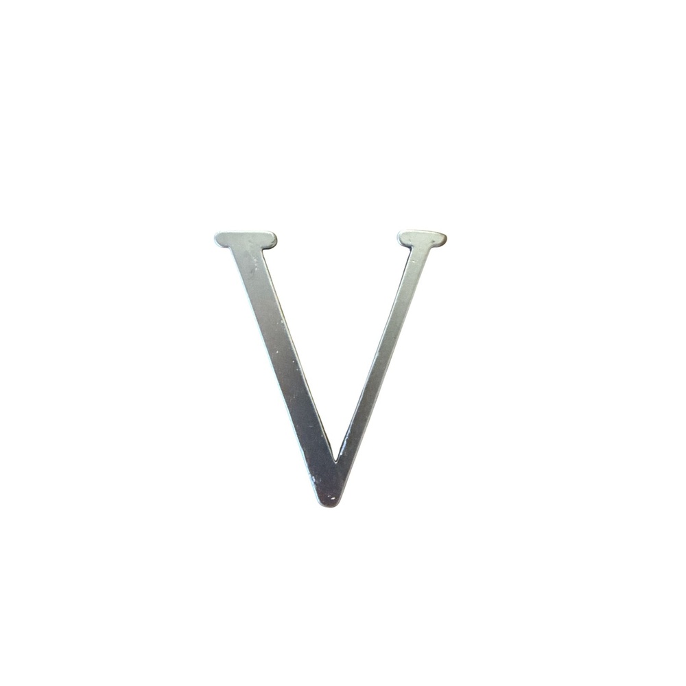 Letra V 5 cms Cromo Satin